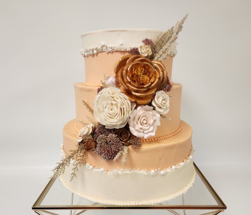 Top Tier Treats – Custom cakes and pastries