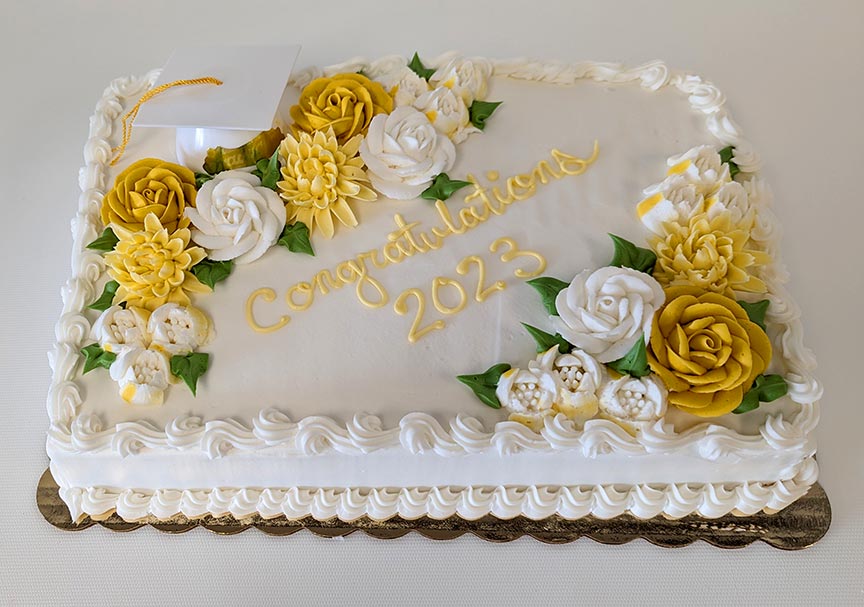 custom graduation cake (4)