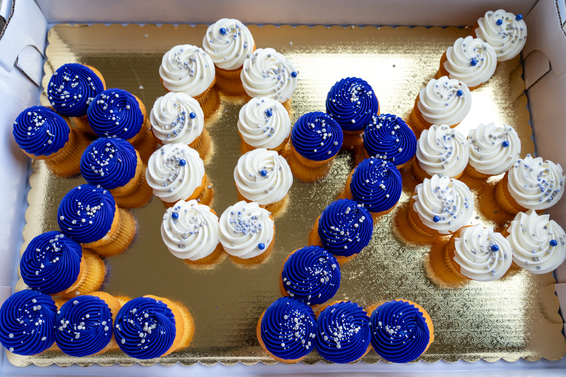 2026-04-27 Graduation Items-83
